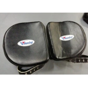 Mizuno Boxing Punching Mitts Curved Black Used JAPAN - Picture 1 of 6
