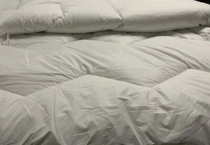 100% COTTON SUPERKING 13.5 TOG WINTER DUVET LUXURY 230 T/C COTTON COVER B218 - Picture 1 of 6