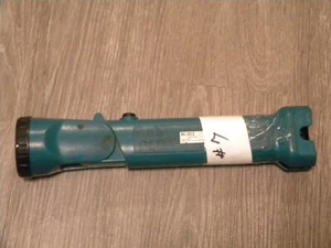 Makita ML902 9.6 Volt Flashlight for Parts or Repair (Parts #7) - Picture 1 of 2
