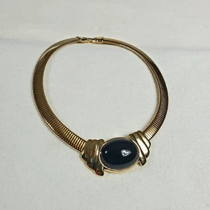 Vintage TRIFARI Gold Tone Choker Faux Onyx Necklace Signed/Stamped - Picture 1 of 21