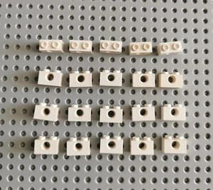 LEGO Technik Technic Lochstein Loch 1x2 weiß 20 stk. white 3700 R3 - Bild 1 von 1