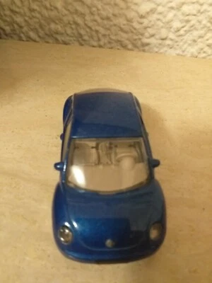 Modellino Auto wolkswagen new beetle Burago 1:43 - Immagine 1 di 3