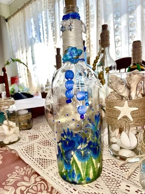 Blue Flowered Lighted Wine Bottle - Изображение 1 из 4