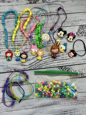 Tara Toys 2021 Disney Princesa Frozen Minnie Mickey Cuentas, Dijes y Collares Foto 1 de 3