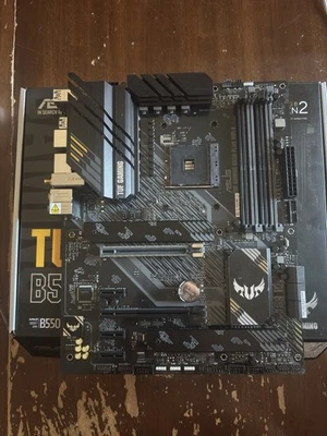 ASUS TUF GAMING B550-PLUS WIFI II AMD B550 AM4 AMD Scheda Madre -... - Immagine 1 di 4