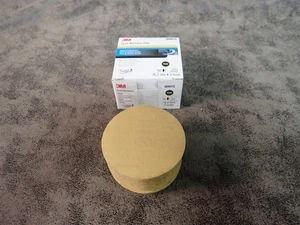 NEW 3M Hookit 00915 3" P240 AO Gold Abrasive PSA Discs Box of 50 Discs (BN402) - Picture 1 of 3