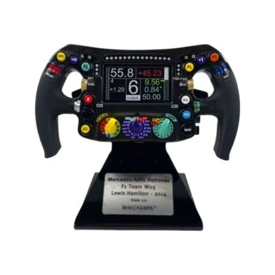 Volante Minichamps 1/2 Mercedes AMG Petronas F1 Team W05 L. Hamilton 2014 - Immagine 1 di 3