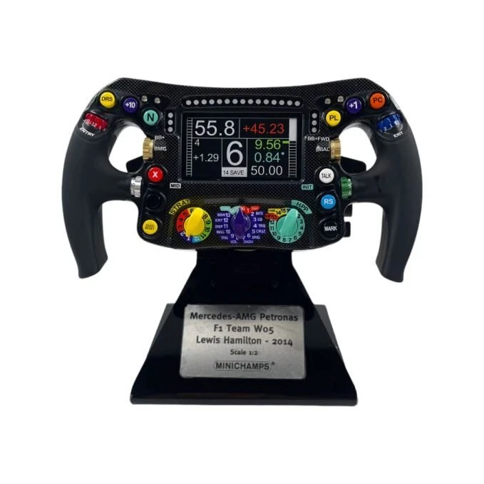 Volante Minichamps 1/2 Mercedes AMG Petronas F1 Team W05 L. Hamilton 2014 - Immagine 1 di 3