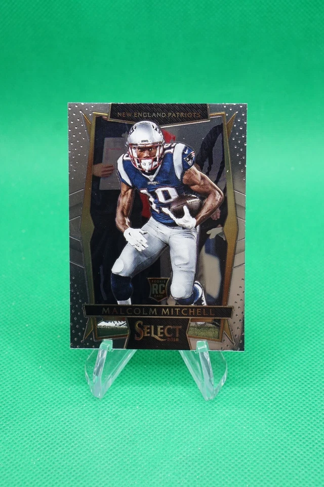 (3 Cards) 2016 Select Base Concourse #77 Malcolm Mitchell TU1 - Image 1 of 4
