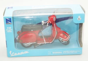 Vespa Ray 1:12 nueva - Imagen 1 de 1