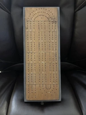 Vintage Handmade Lrg Wooden 3 Track Cribbage Board Unique on black slab no pegs - Image 1 of 3