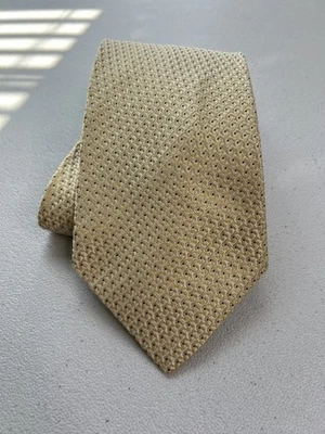 Gravata designer Fratelli Moda padrão geométrico amarelo/ouro 100% seda feita à mão - Imagem 1 de 4