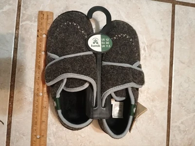 Chinelos Kamik Kids Cozylodge, infantil tamanho 12, cinza, difuso, novo - Imagem 1 de 4