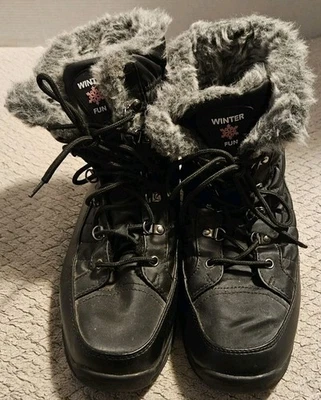 Totes Winter Fun Boots Women's Size 10 Black - Image 1 of 4