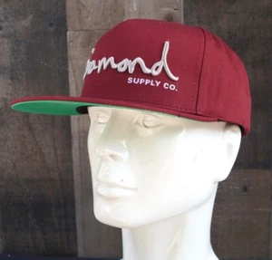 Neu Diamond Supply Co. Skript Herren Betriebssystem Sport Druckknopflasche Mütze RHTDAM-322 - Bild 1 von 4