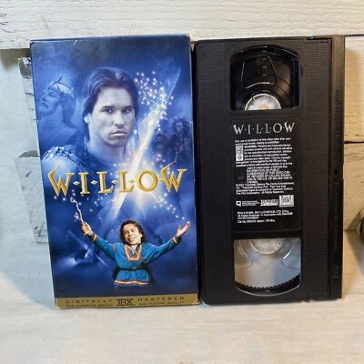 Willow (VHS, 2001) Rare Version Ron Howard Lucasfilm - Image 1 of 2