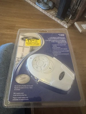 Harbor Breeze Universal Ceiling Fan Remote Control #118181 - Image 1 of 2