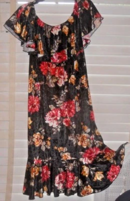 Nuevo con etiquetas LuLaRoe ~ Art to Wear ~ Vestido Negro Floral Terciopelo Cici Volantes ~ XL Foto 1 de 4