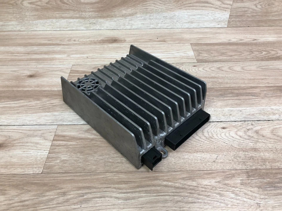 AMPLIFICADOR DE RADIO HARMAN BECKER AMPLIFICADOR TRASERO MERCEDES BENZ OEM E350 SL550 C350 C300 2 Foto 1 de 4