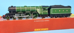 Hornby OO Gauge - R.042 - LNER 4-6-2 Class A3 Locomotive '4476 Royal Lancer' - Picture 1 of 18