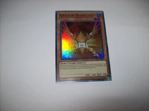 Yugioh Herald of Orange Light OP20-en005 Super Rare NM Free Ship & Tracked - Picture 1 of 3