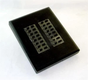 Comdial Impression DU32X-FB Flat Black 32 Button DSS/BLF Console - Picture 1 of 2