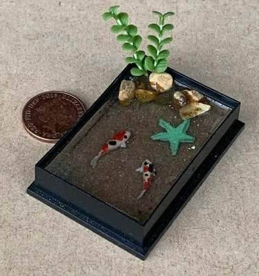 Dolls House Oblong Plastic Pond 2 Koi Carp & Green Starfish 1:12 Scale tumdee - Image 1 of 4