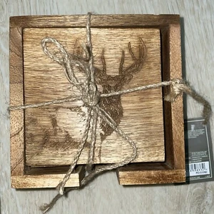 NEW Wooden Set of 4 Engraved Stag Deer Winter Holiday Cabin Coasters - Picture 1 of 8