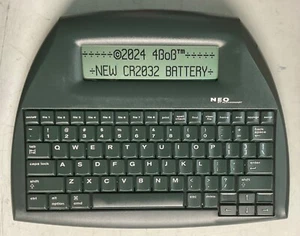 AlphaSmart NEO PROBADO ✅CR2032 REEMPLAZADO✅ Procesador de textos BATERÍAS NUEVAS CABLE USB - Imagen 1 de 4