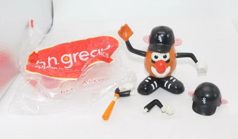Chicago White Sox Mr Potato Head Figurine 9 Pcs in Bag Cover