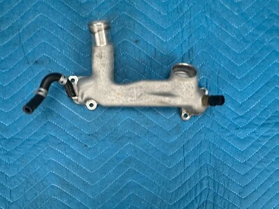 Junta de derivación de agua delantera OEM para motor Lexus LS400 GS400 GS430 LS430 SC430 4,3 L V8 Foto 1 de 4