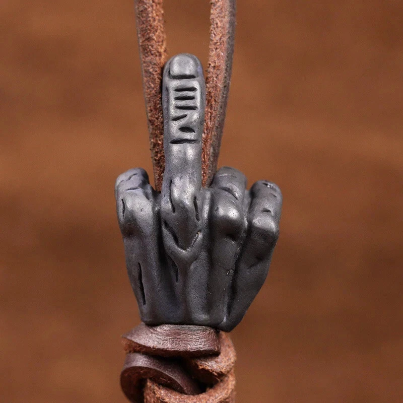 Cuchillo Paracord Negro EDC Dedo Medio Cordón Punk Latón Hágalo Usted Mismo Cuerda Colgante Foto 1 de 4