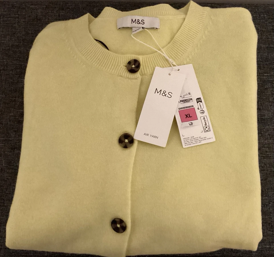 BNWT MARKS AND SPENCER WOMENS CARDIGAN SIZE XL 20/22 - Image 1 of 1