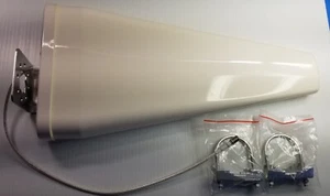 Antenne directionnelle extérieure large bande SureCall 10/11dBi SC-231W - Photo 1 sur 4