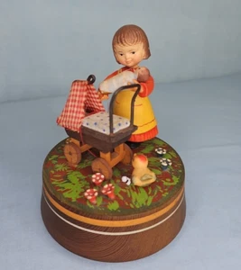 Caja de música de madera para mamá con bebé madre recién nacido ANRI Italia clavija de mi corazón de colección - Imagen 1 de 9