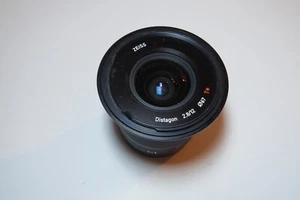 ZEISS Touit 12mm f/2.8 Aspherical AF MF Lens For Fujifilm - Picture 1 of 5