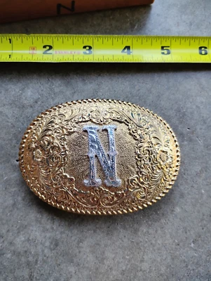 Hebilla de cinturón occidental vintage Crumrine bronce letra N Foto 1 de 3