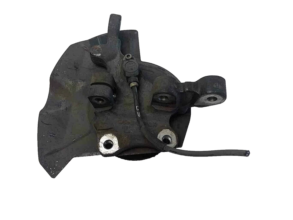 2000 2001 CADILLAC CATERA Front Steering Spindle Knuckle w/ Hub Driver Left OEM - Image 1 of 4