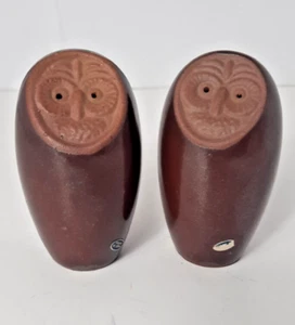 Owl Face Salt and Pepper Shakers Sleek Eye Pour Holes Japan MCM - Picture 1 of 6