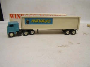 Vtg Winross Navajo Freight Lines 1/64 Semi Tractor Trailer Truck Diecast 7000 - Picture 1 of 5