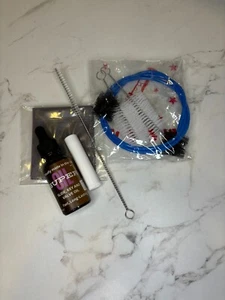 Trumpet Care and Cleaning Kit : includes valve oil, trumpet snake brush, grease - Picture 1 of 2