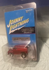 Johnny Lightning Collector Club ‘55 Ford Panel Delivery W/Case 1/64 - Picture 1 of 3