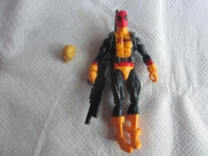 2017 Hasbro Marvel Legends Series:  Deadpool - Picture 1 of 3