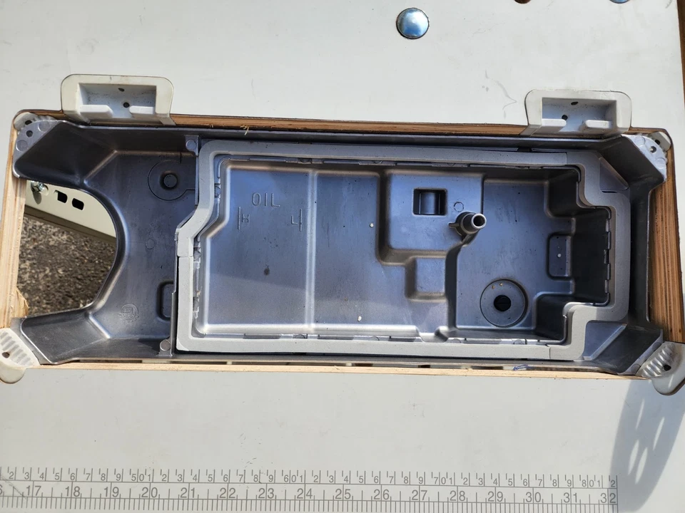 CONSEW 7360r-2SS SARTÉN DE ACEITE PARA MÁQUINA DE COSER INDUSTRIAL Foto 1 de 1