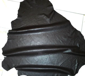LEDER TIP 30503-Y, Lederreste, 1 Lederhaut, moccabraun, nappa perforiert - Picture 1 of 1
