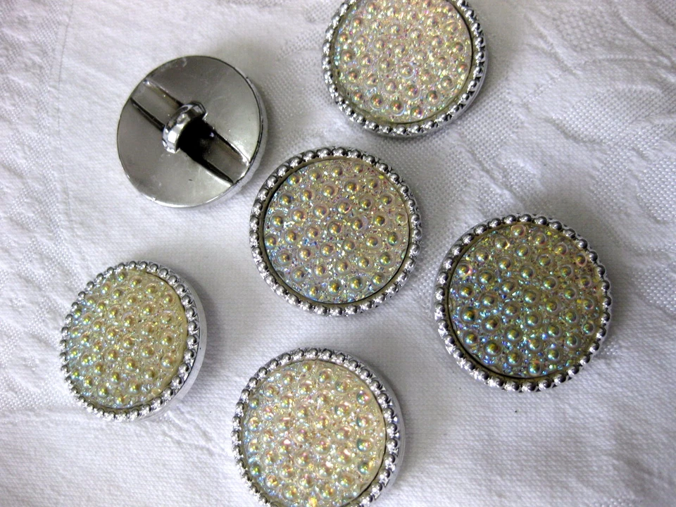 6 große Jacken-,Mantel-Knöpfe,silber-bunt schimmernd,ca.30mm , Kunststoff, K23.1 - Bild 1 von 1