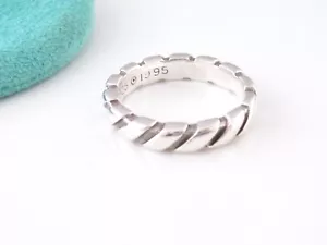 AUTENTICO ANELLO TIFFANY & CO ARGENTO ATLANTE SCANALATO MISURA 7,5 SACCHETTO INCLUSO - Foto 1 di 4
