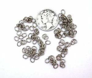 TWO HUNDRED 4x3 4mm x 3mm SILVER COLOR OVAL JUMP RINGS CF143 - Picture 1 of 1