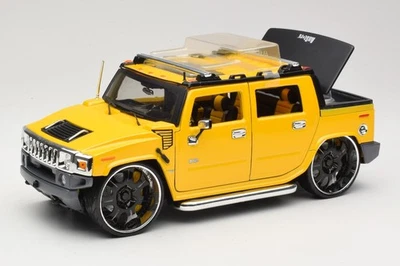 31067 Hummer H2 SUT Concept Yellow Maisto 1/18 - Immagine 1 di 4