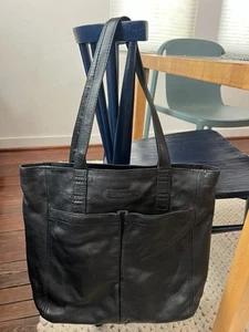 Frye Artisan Pocket Tote Bag Purse Leather 2 Pocket Black - Picture 1 of 3
